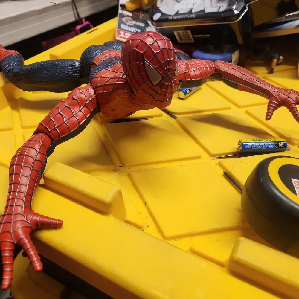 Vtg 2004 Toy Biz Floor Crawling Electronic Spider-Man 15